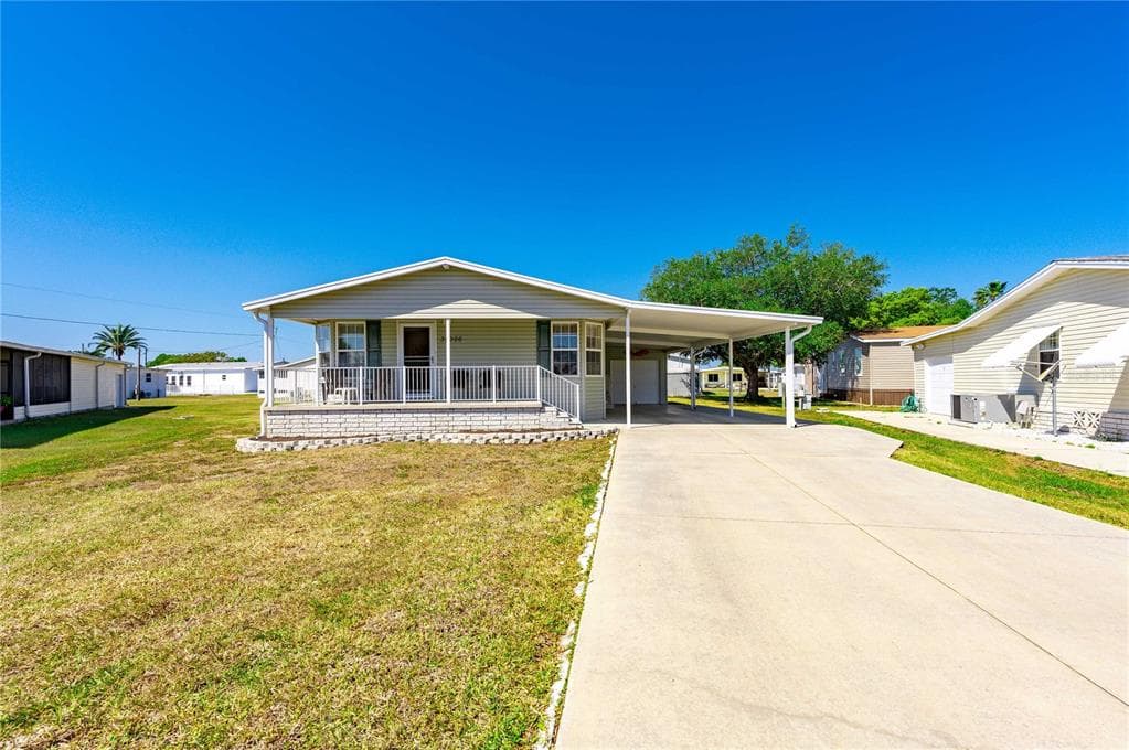 36906 SPARTA CIRCLE ZEPHYRHILLS, FL 33542