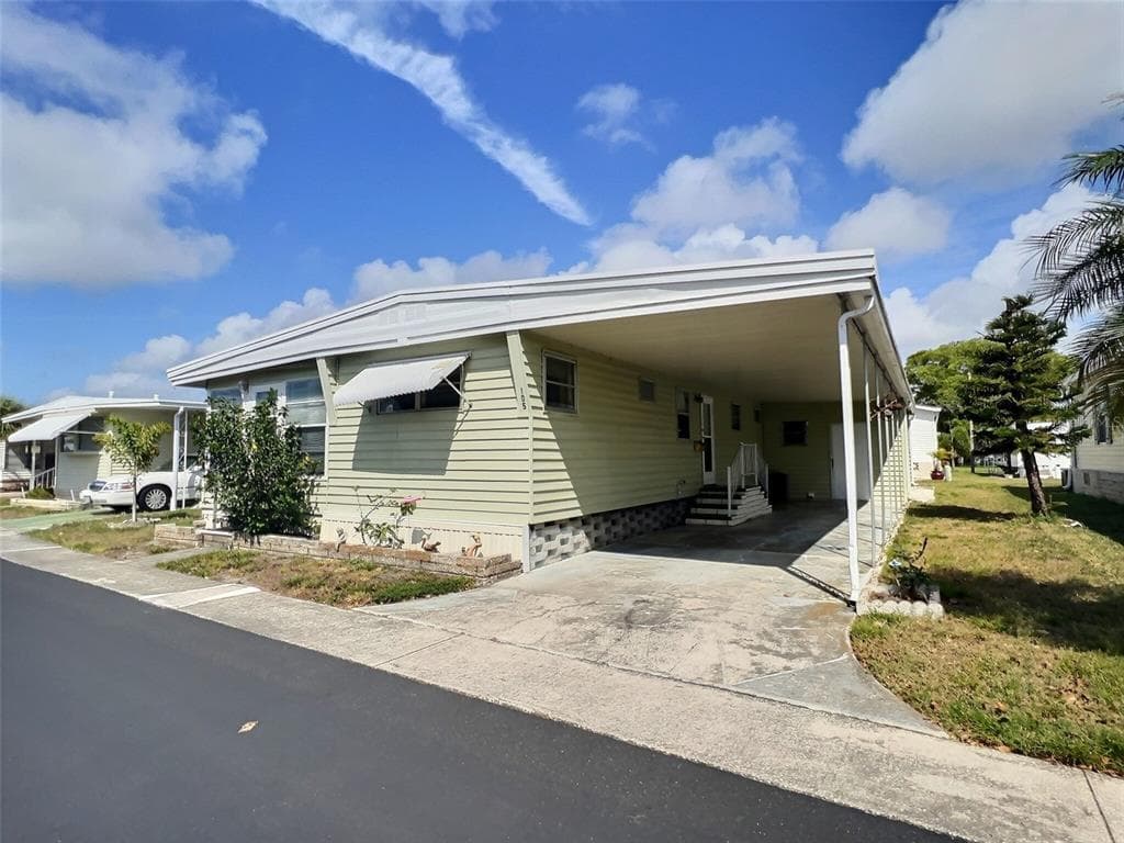 105 PINDO PALM STREET W LARGO, FL 33770