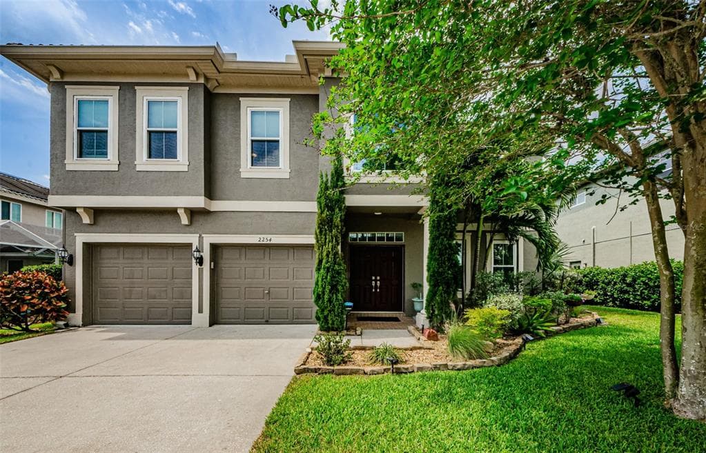 2254 HIGHLAND WOODS DRIVE
