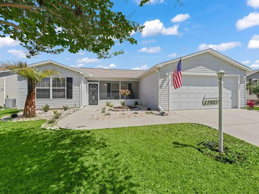 17951 SE 83RD PINELAND TERRACE THE VILLAGES, FL 32162