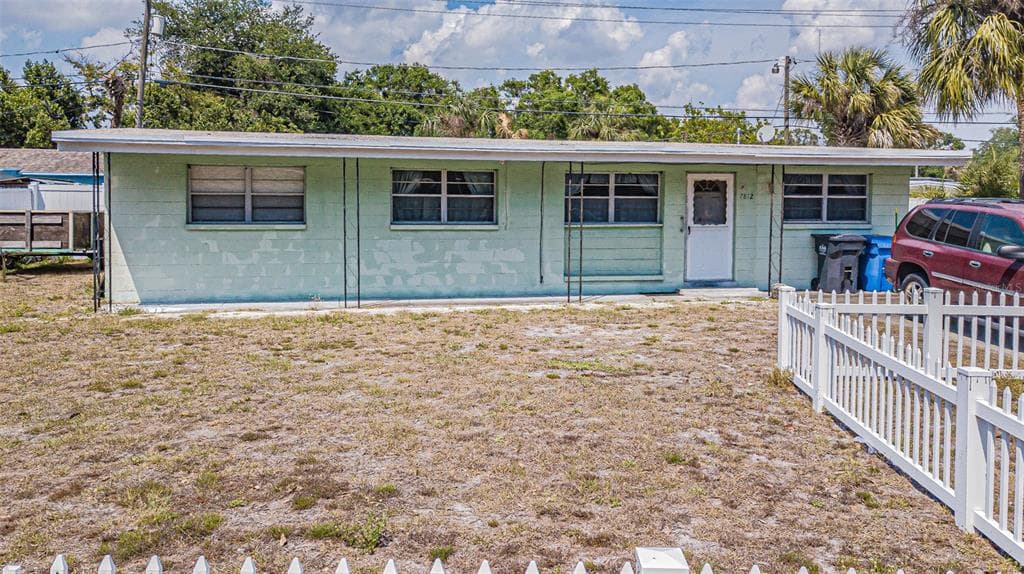7812 RIDEOUT ROAD TAMPA, FL 33619