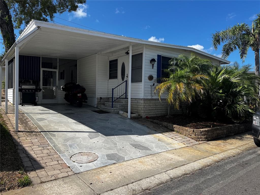 89 RED OAK DRIVE PALM HARBOR, FL 34684