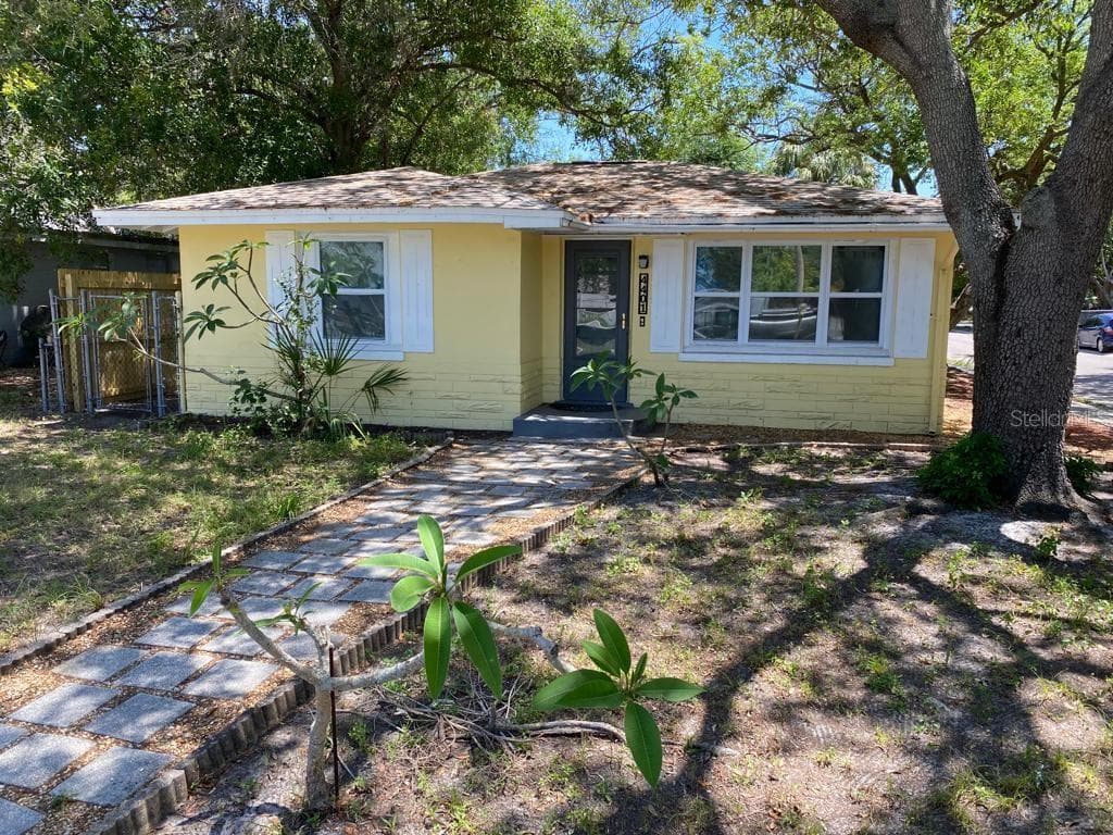 4401 22ND STREET N ST PETERSBURG, FL 33714