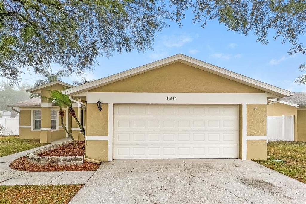 21642 WYTHEVILLE WAY LUTZ, FL 33549