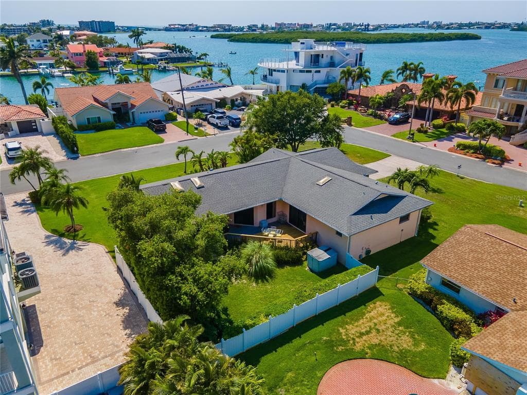 705 126TH AVENUE TREASURE ISLAND, FL 33706