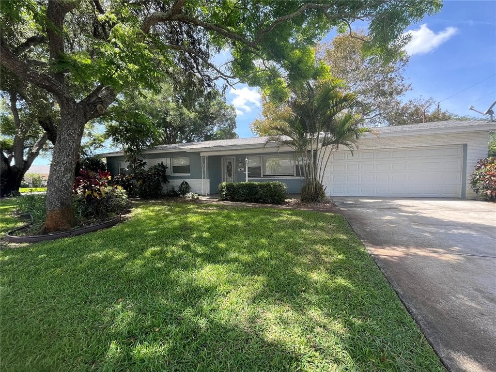 2100 WINCHESTER ROAD N ST PETERSBURG, FL 33710