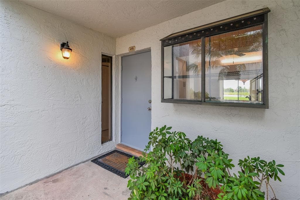 2017 SKIMMER COURT W UNIT 415 CLEARWATER, FL 33762