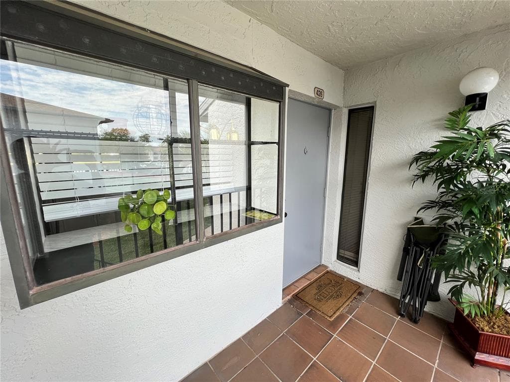 2017 SKIMMER COURT W UNIT 426 CLEARWATER, FL 33762