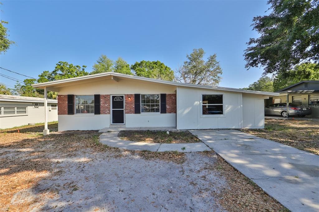 4303 W OKLAHOMA AVENUE TAMPA, FL 33616