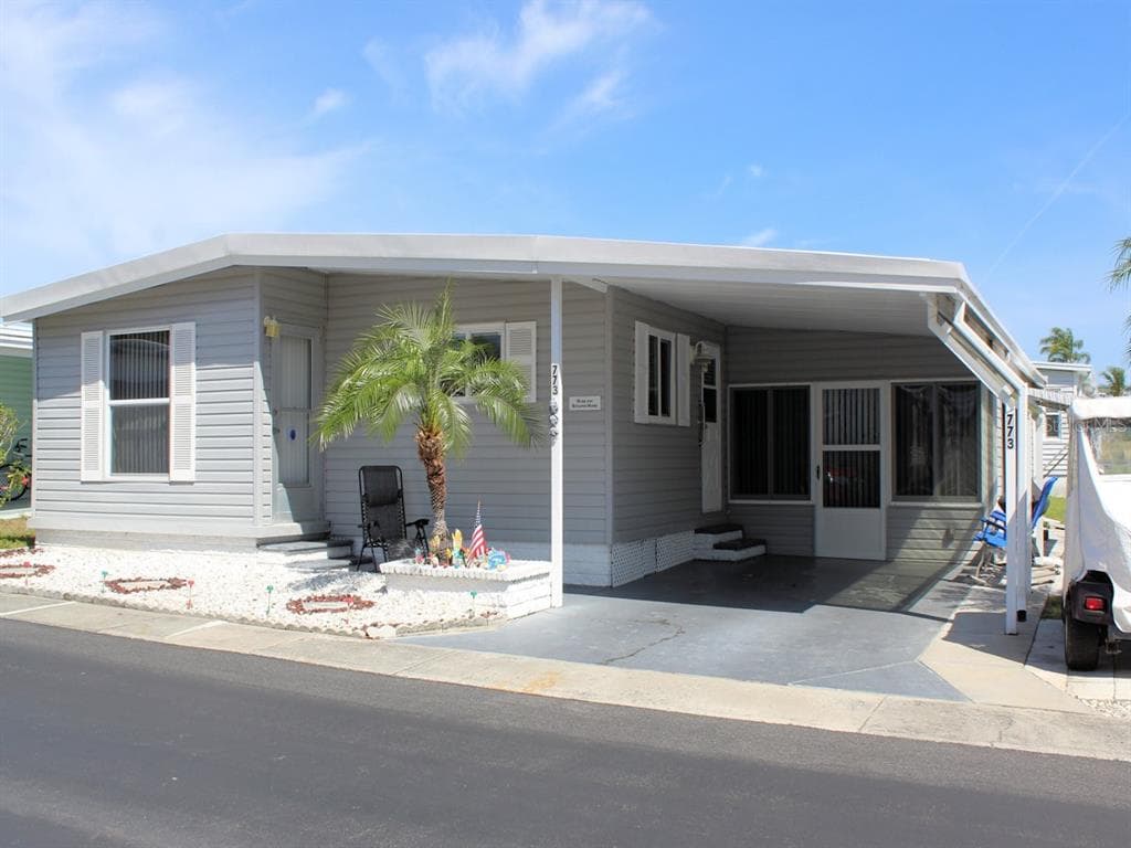 773 ROYAL PALM CIRCLE LARGO, FL 33778