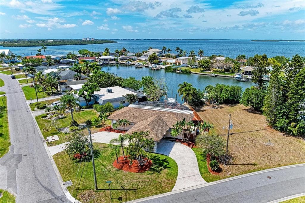 4717 PALMETTO POINT DRIVE PALMETTO, FL 34221