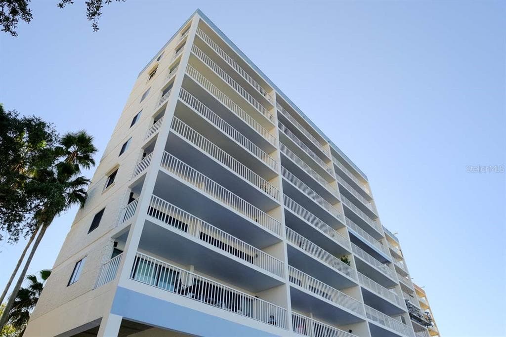 2 ADALIA AVENUE UNIT 704 TAMPA, FL 33606