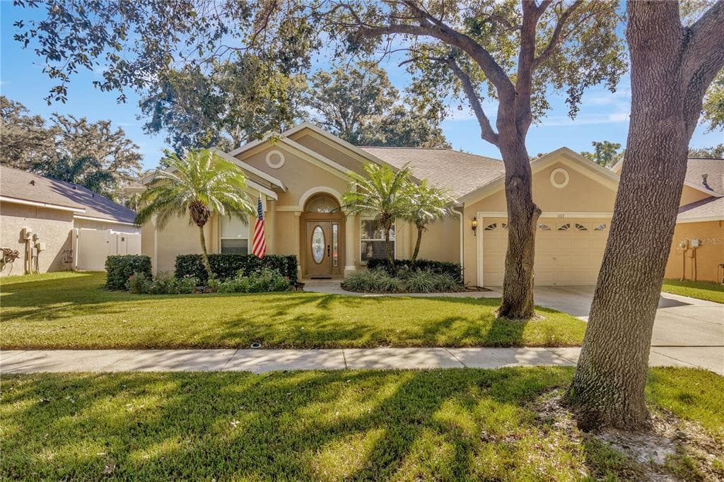 1103 SPLIT SILK STREET VALRICO, FL 33594