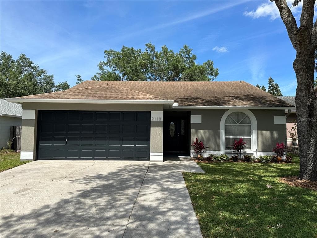 2118 RIDGEMORE DRIVE VALRICO, FL 33594