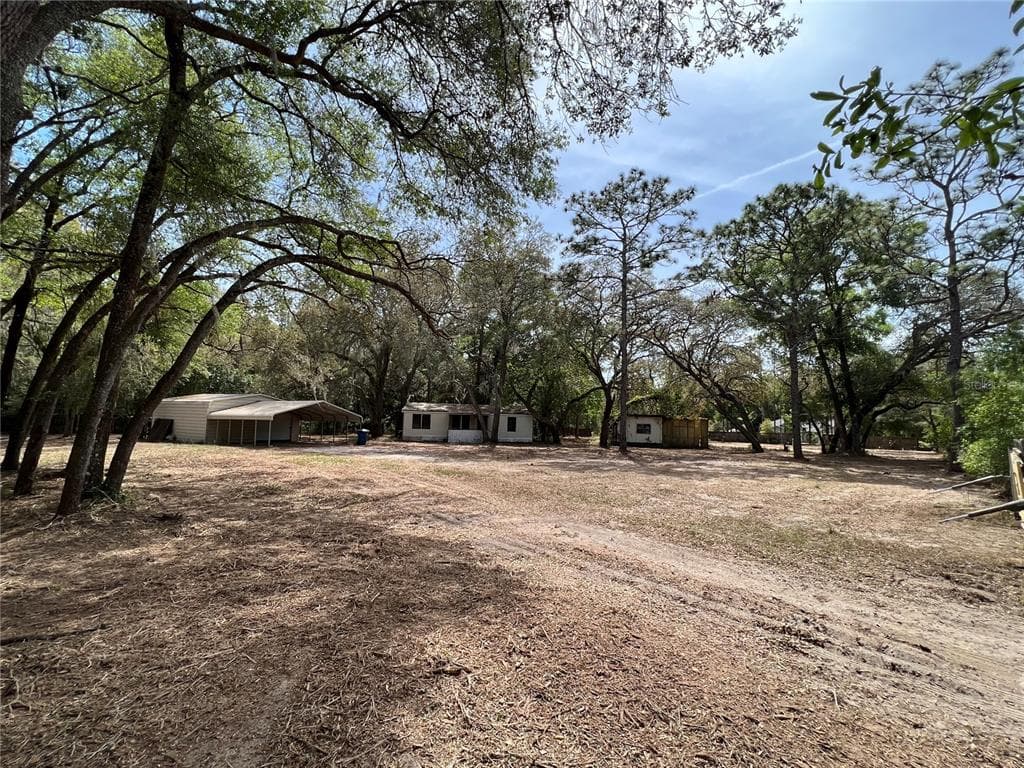 26496 RICHBARN ROAD BROOKSVILLE, FL 34601