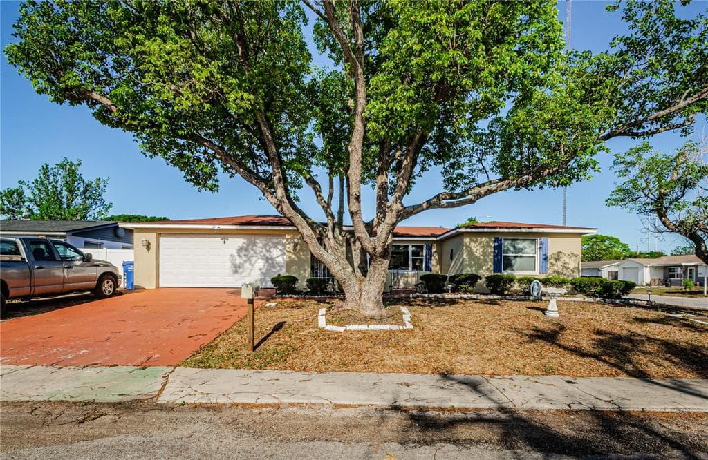 1453 BRIXTON LANE