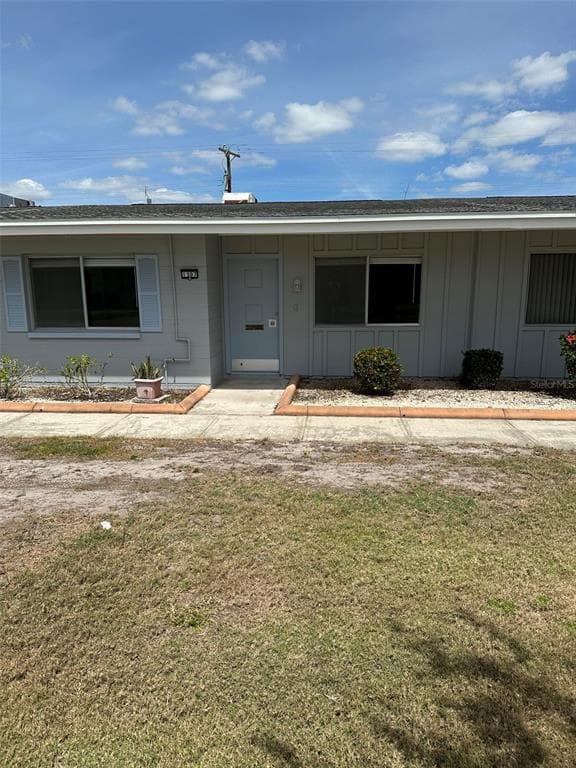 1307 BURBANK COURT SUN CITY CENTER, FL 33573