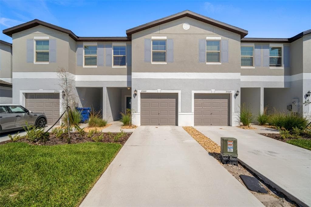 23265 WILLOW GLEN WAY LUTZ, FL 33549