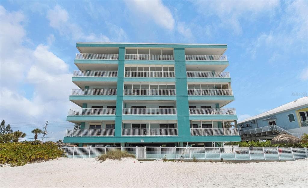 14110 GULF BOULEVARD UNIT 303 MADEIRA BEACH, FL 33708