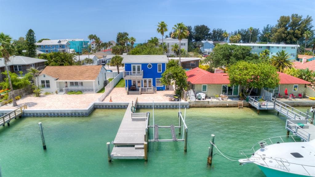 8125 BAYSHORE DRIVE TREASURE ISLAND, FL 33706