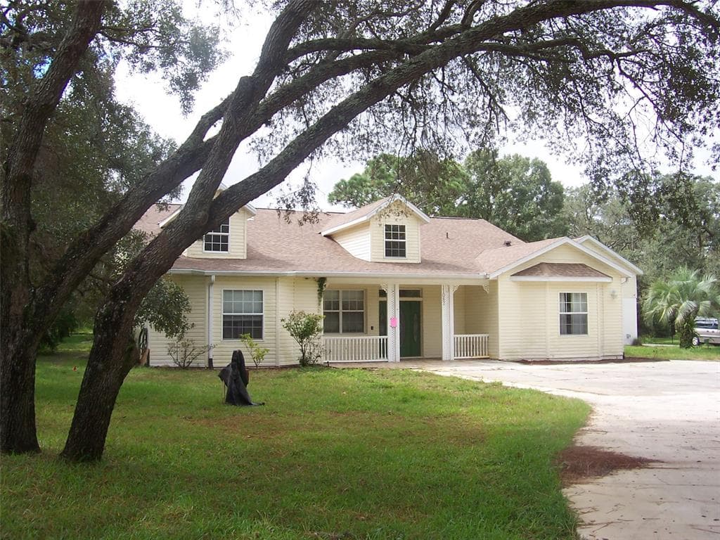 11082 FRIGATE BIRD AVENUE WEEKI WACHEE, FL 34613