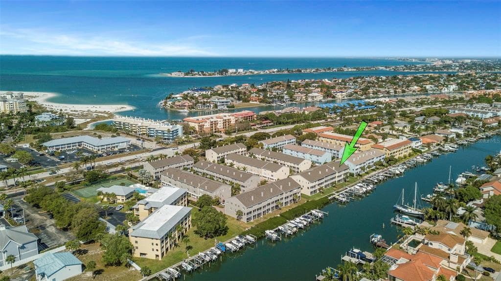 1109 PINELLAS BAYWAY SOUTH UNIT 102 TIERRA VERDE, FL 33715