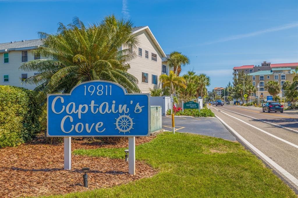 19811 GULF BOULEVARD UNIT 304 INDIAN SHORES, FL 33785