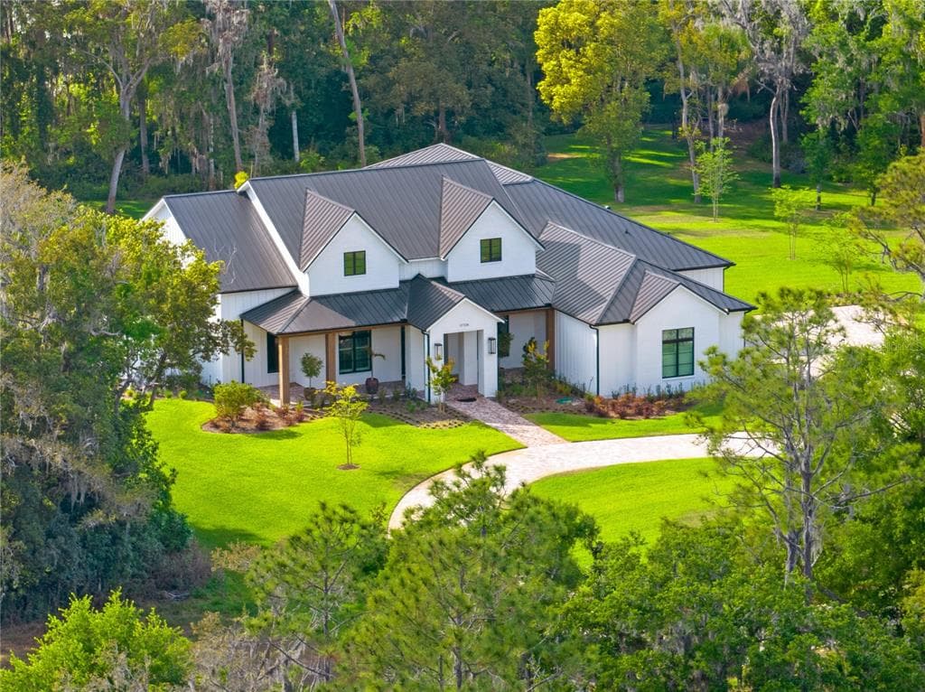 17724 ROYAL EAGLE LANE LUTZ, FL 33549
