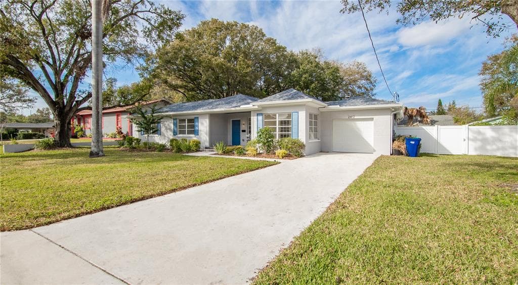 2412 THRACE STREET TAMPA, FL 33605