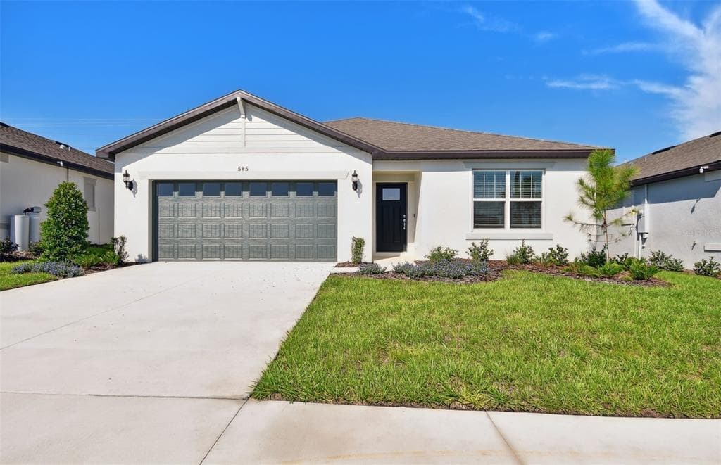 585 PINE TREE BOULEVARD LAKE ALFRED, FL 33850