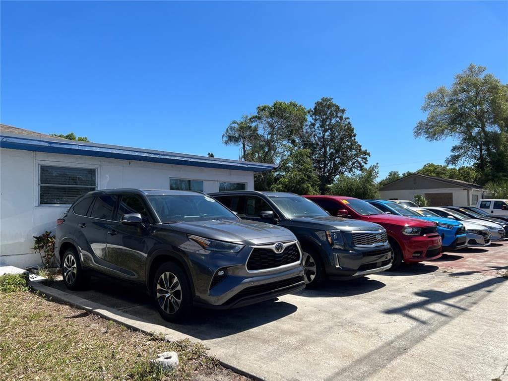 1477 S MISSOURI AVENUE CLEARWATER, FL 33756