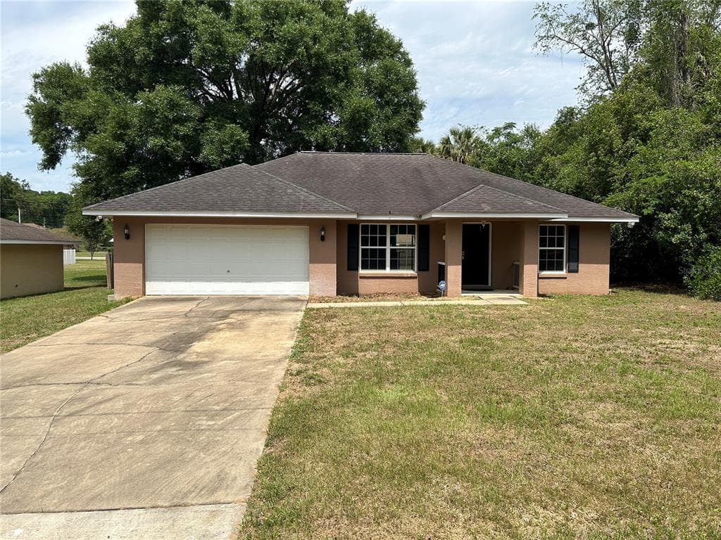 3675 SE 134 PLACE BELLEVIEW, FL 34420