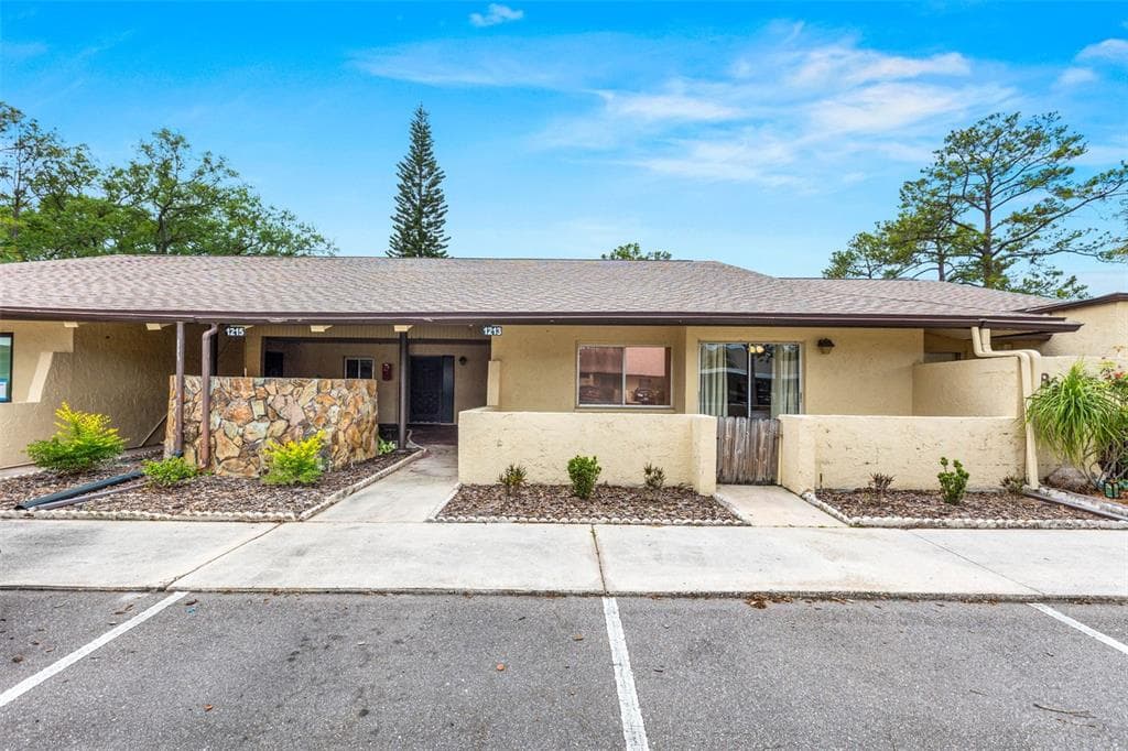 1213 11TH CIRCLE SE LARGO, FL 33771