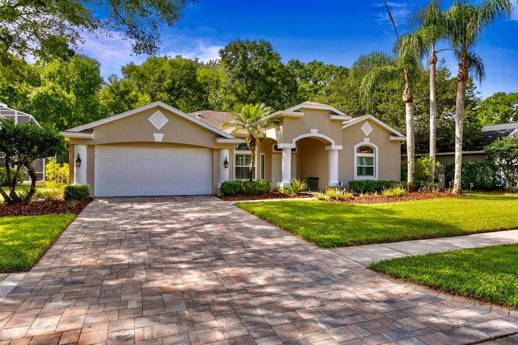 5019 SOUTHAMPTON CIRCLE TAMPA, FL 33647