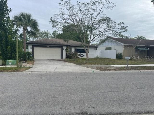 2301 ORANGEPOINTE AVENUE PALM HARBOR, FL 34683