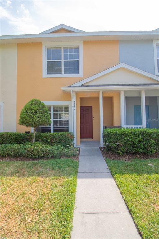 3572 HIGH HAMPTON CIRCLE TAMPA, FL 33610