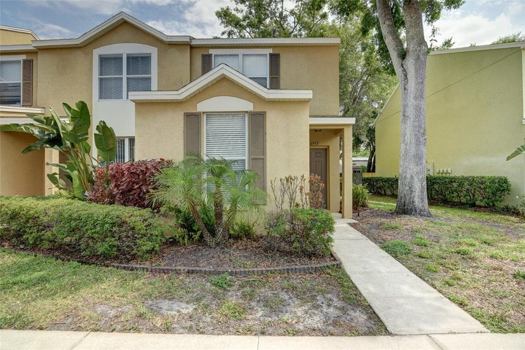 6557 OSPREY LAKE CIRCLE UNIT 6557 RIVERVIEW, FL 33578