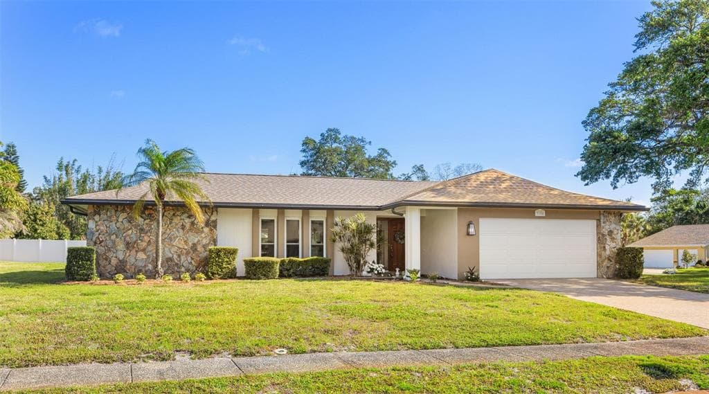 3104 HILLTOP LANE LARGO, FL 33770