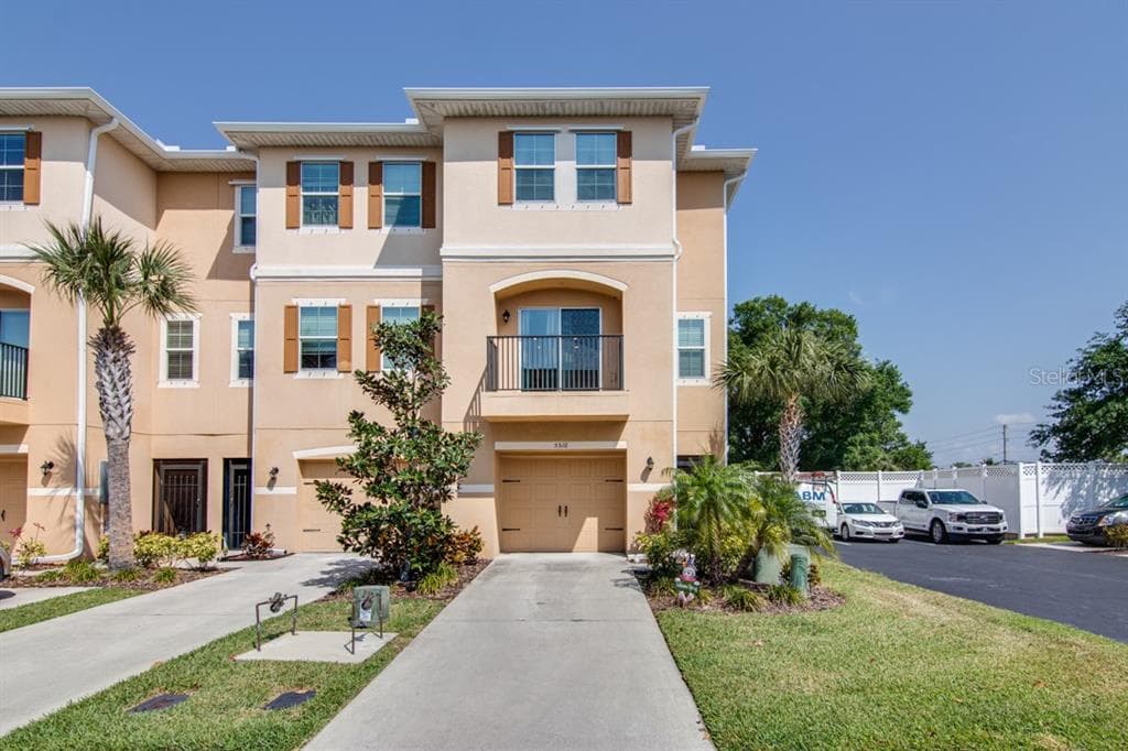 5516 WHITE MARLIN COURT NEW PORT RICHEY, FL 34652