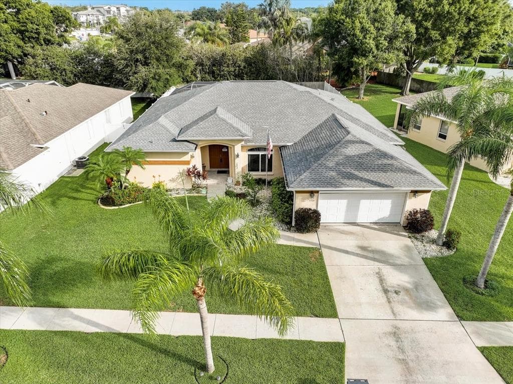 1504 VENTANA DRIVE SUN CITY CENTER, FL 33573