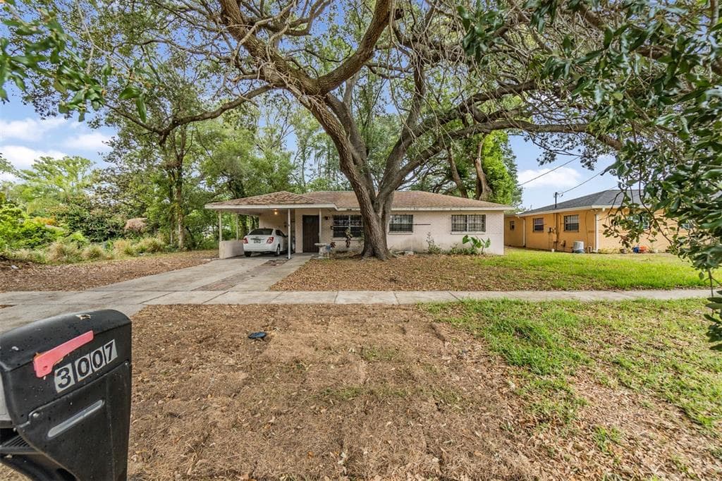 3007 W JEAN STREET TAMPA, FL 33614