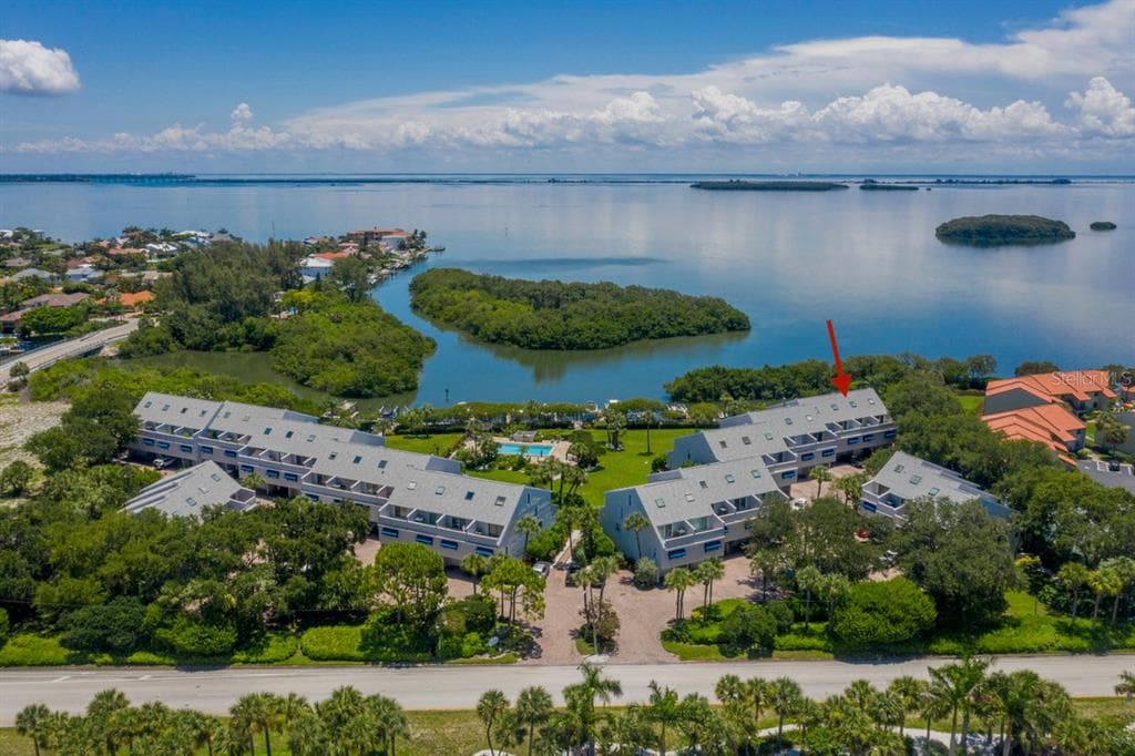 1375 PINELLAS BAYWAY S UNIT 41 TIERRA VERDE, FL 33715