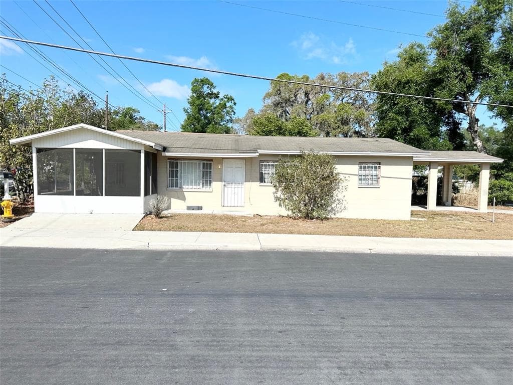 1334 KETTLES AVENUE LAKELAND, FL 33805