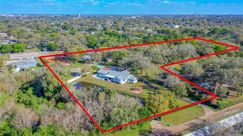 9301 62ND STREET N PINELLAS PARK, FL 33782