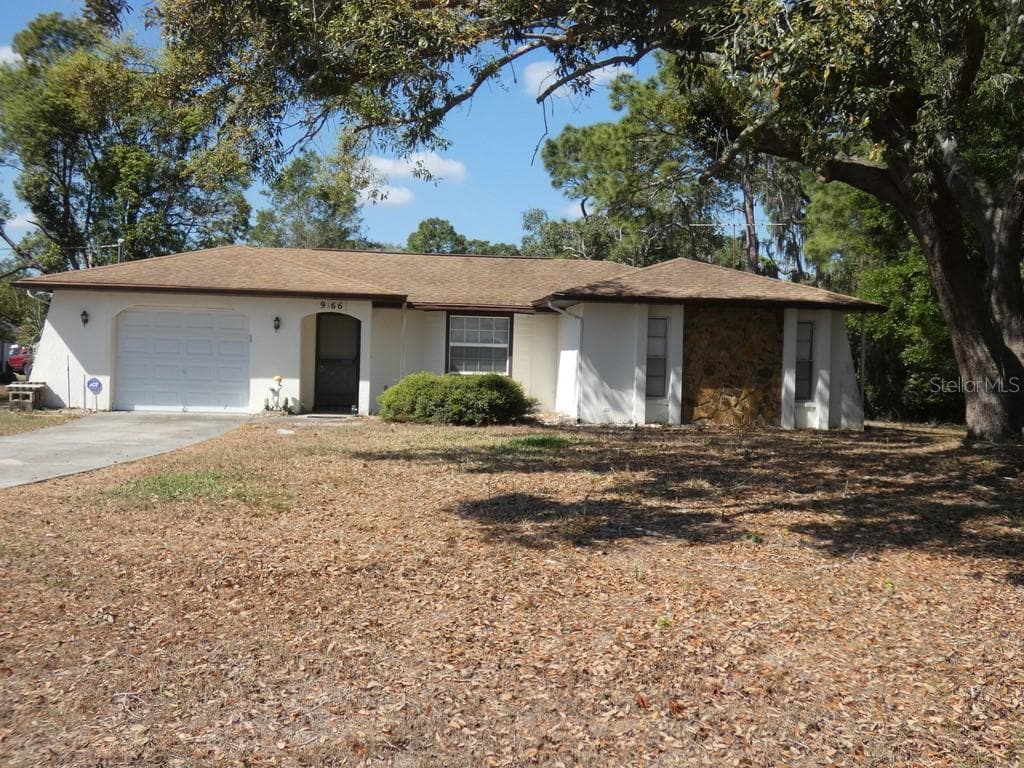 9166 HORIZON DRIVE SPRING HILL, FL 34608