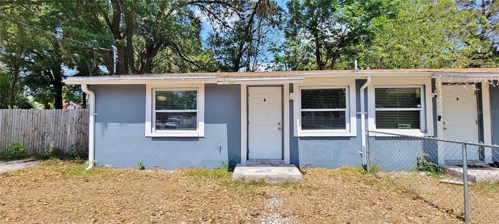 1308 E YUKON STREET UNIT B TAMPA, FL 33604