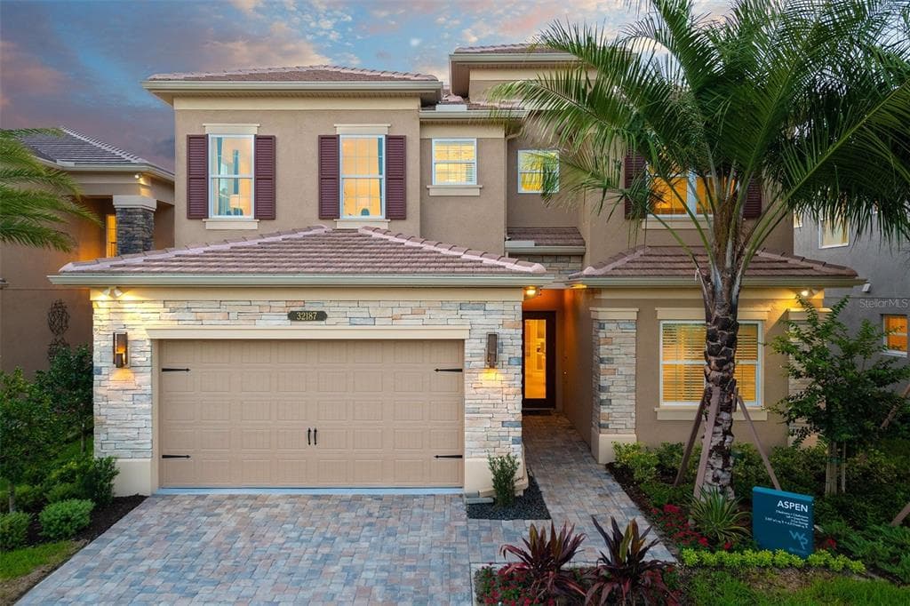 32187 MAHOGANY VALLEY DRIVE WESLEY CHAPEL, FL 33543