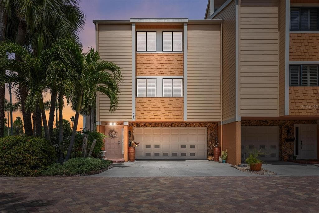 420 SANDY HOOK ROAD TREASURE ISLAND, FL 33706