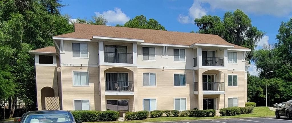 3921 SW 34TH STREET UNIT 307 GAINESVILLE, FL 32608