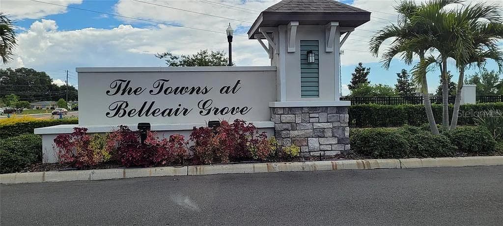 2479 FOGGY CREEK CIRCLE CLEARWATER, FL 33764